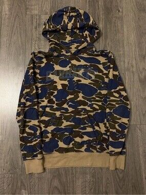 Vintage Carhartt Men's Camouflage Hooded Sweater - Blue & Brown